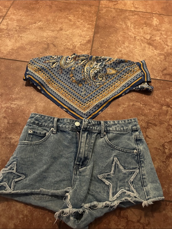 Tops - Bandana Tube Top - Women with star short